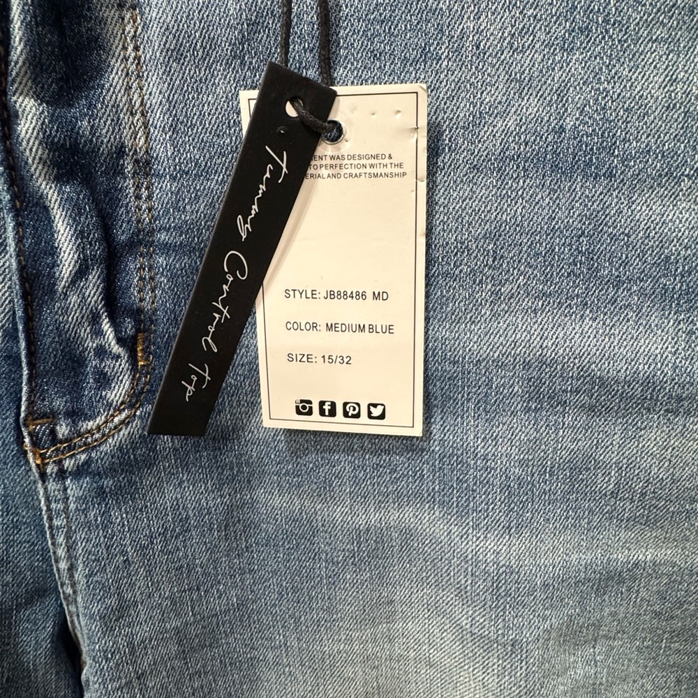 Judy Blue Stylish Blue Flare Women's Jeans - Picture 5 of 15